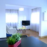Porto Smart Apartments- Airport Hébergement de vacances *
