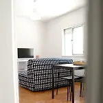 Porto Smart Apartments- Airport Hébergement de vacances Perafita