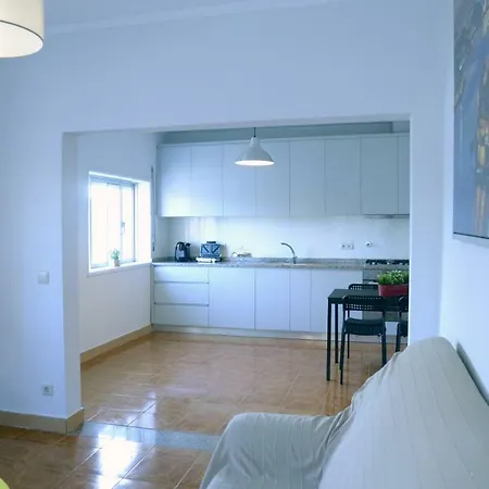 Porto Smart Apartments- Airport Ferienhaus *