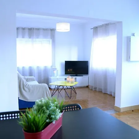 Porto Smart Apartments- Airport Ferienhaus *