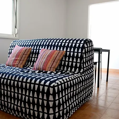 Porto Smart Apartments- Airport בית נופש *