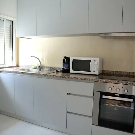 Porto Smart Apartments- Airport בית נופש *