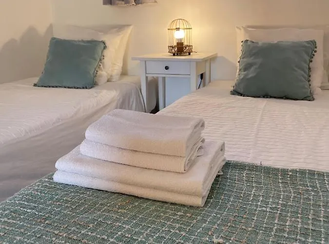 Porto Smart Apartments- Airport Holiday home Perafita