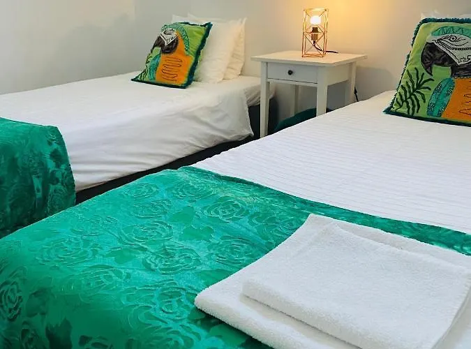 Porto Smart Apartments- Airport بيت للعطل